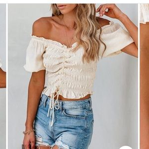 Bubbly Ruched Puff Sleeve Crop Top